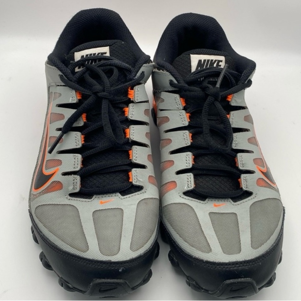 Nike Reax pre-loved- super clean! - Picture 3 of 7